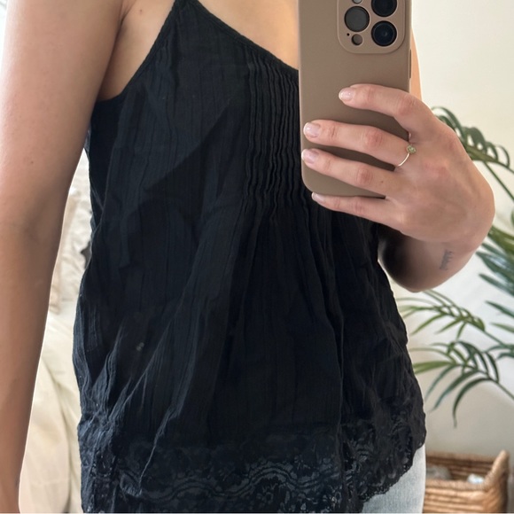 Volcom tank - Picture 3 of 3